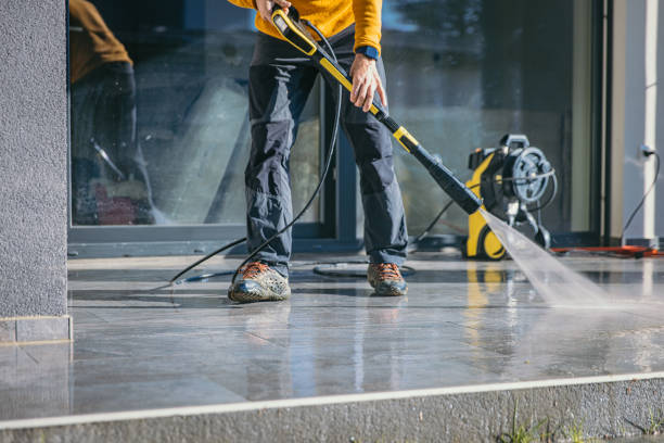Best Deck Cleaning Services  in Lomita, CA